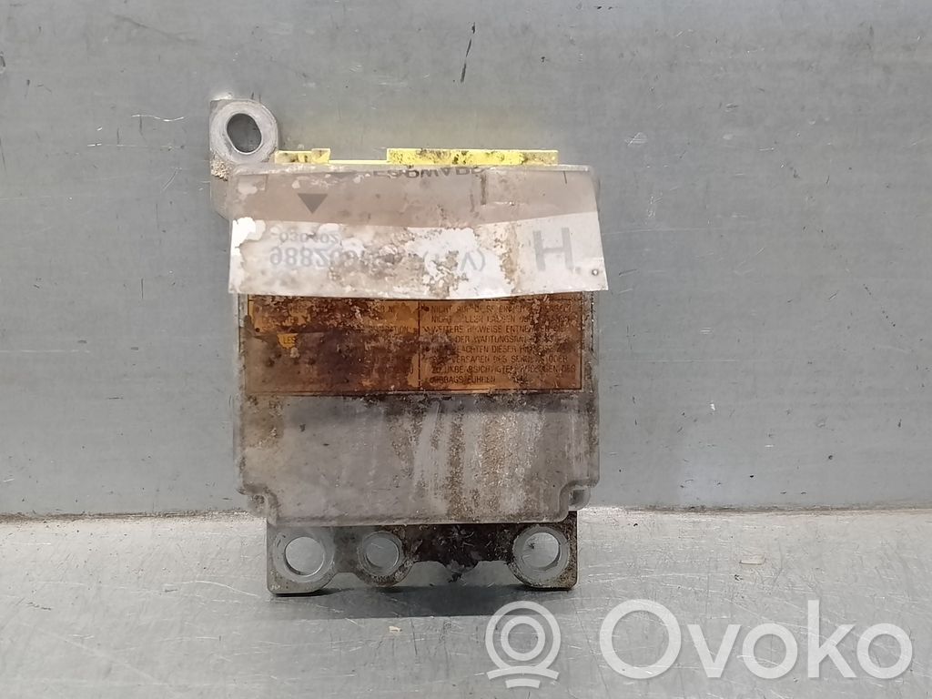 Nissan X-Trail T30 Oro pagalvių valdymo blokas 