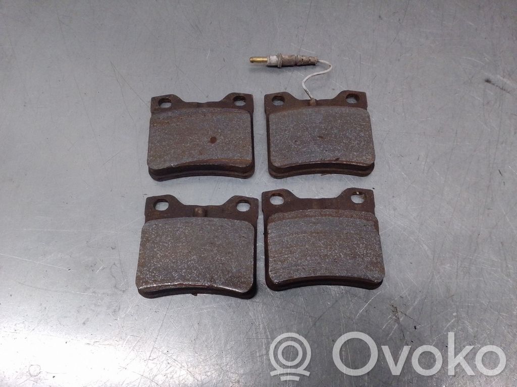 Mercedes-Benz Vito Viano W638 Pastillas de freno (delantero) 