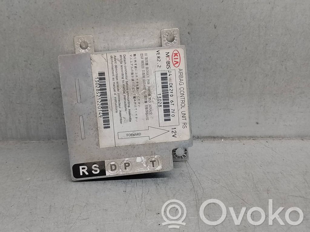KIA Carens I Centralina/modulo airbag 