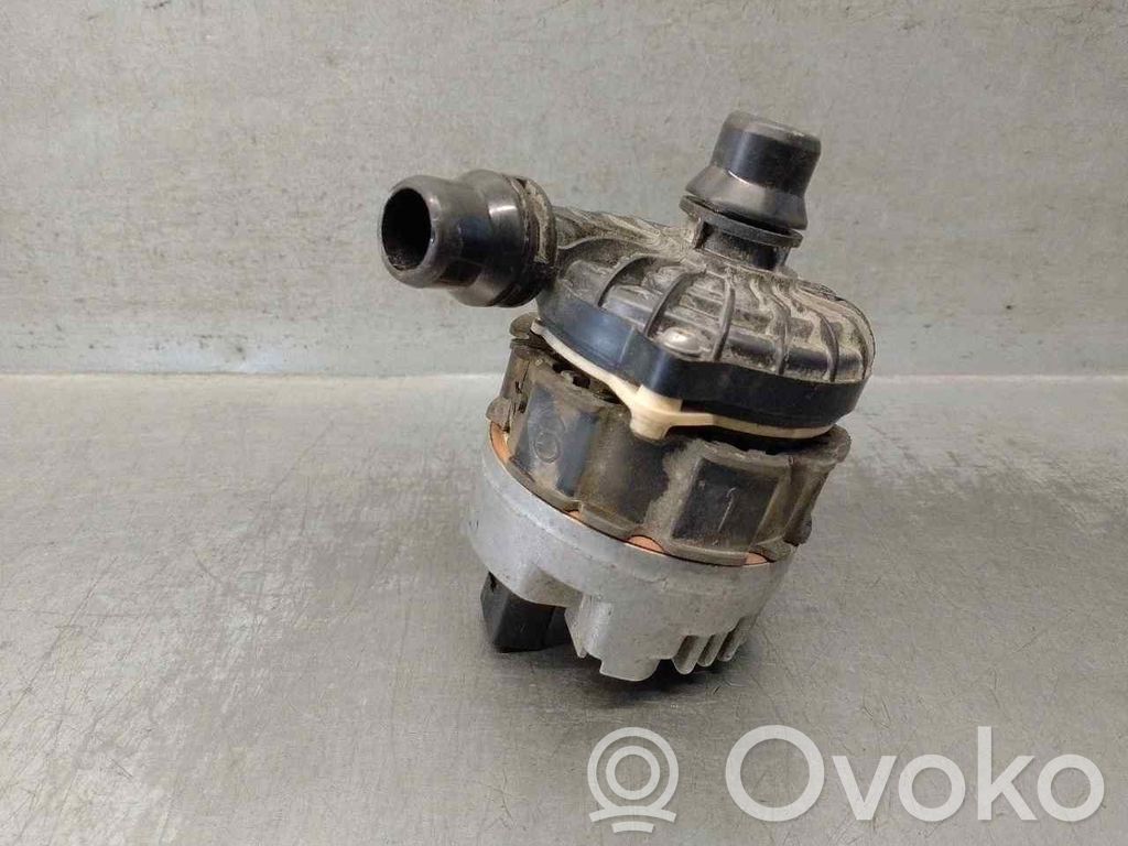 Mercedes-Benz Vito Viano W447 Water pump 