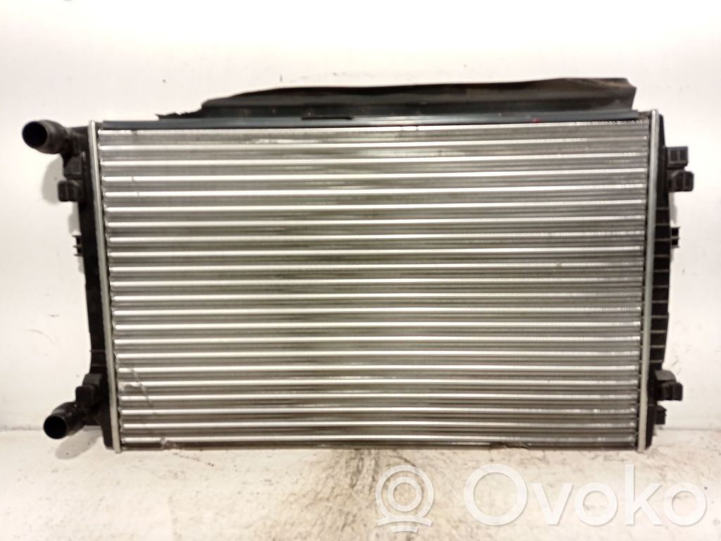 Volkswagen Golf SportWagen Dzesēšanas šķidruma radiators