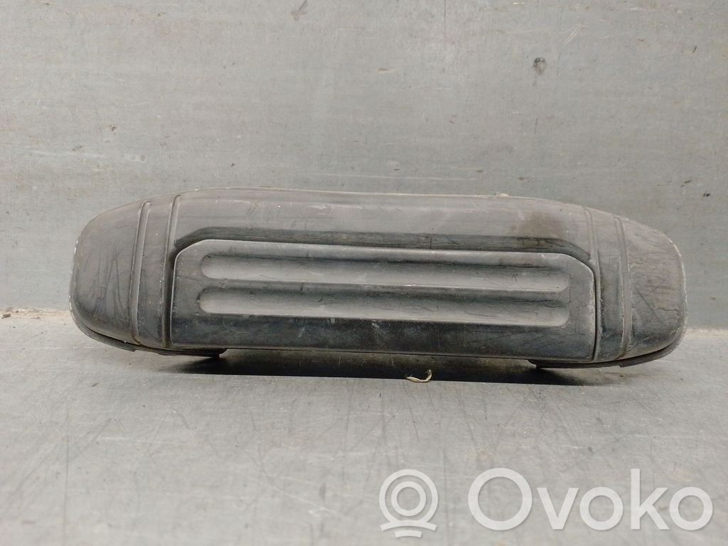 Mitsubishi Montero Manecilla externa puerta delantera