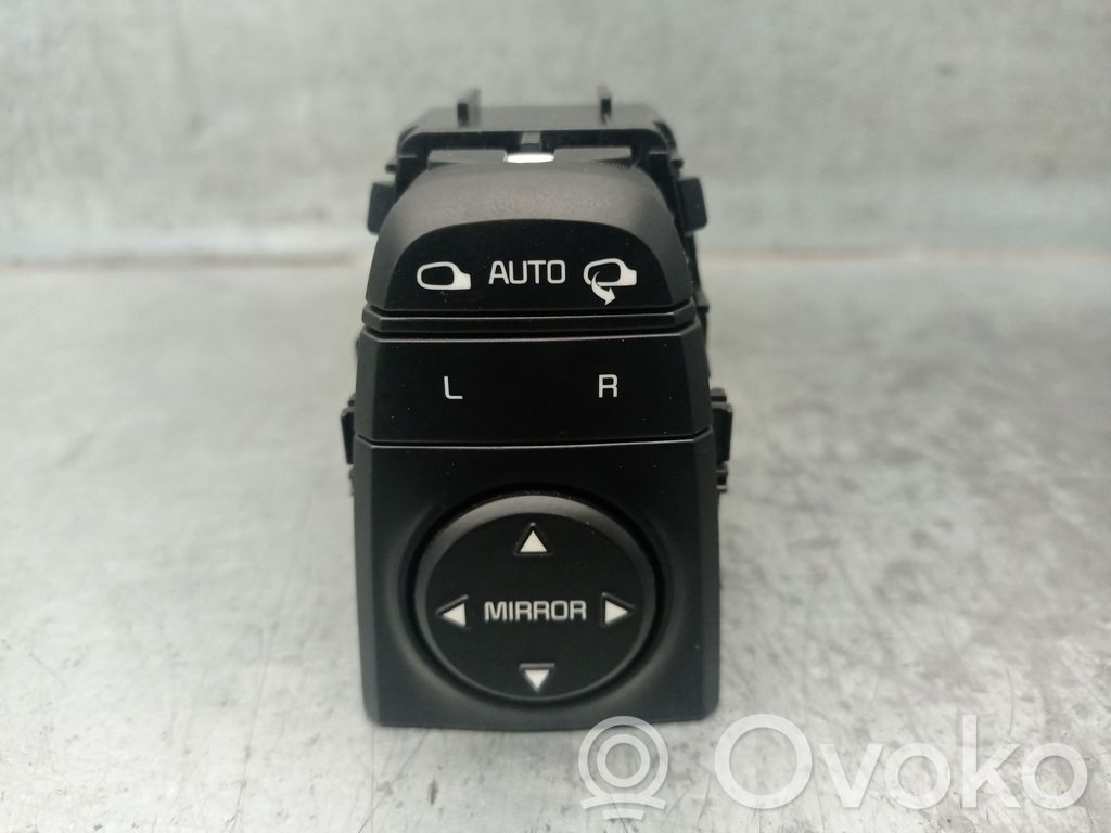 KIA Niro Wing mirror switch 