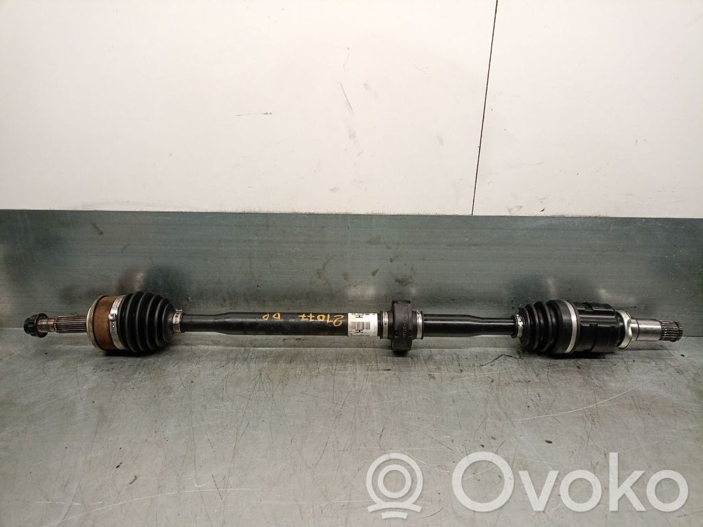 Toyota Auris E180 Etuvetoakseli