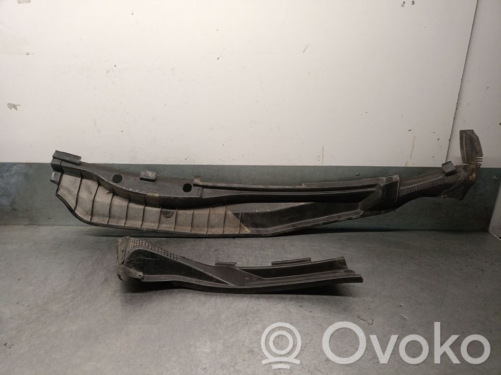 Mercedes-Benz S W126 Rivestimento parabrezza