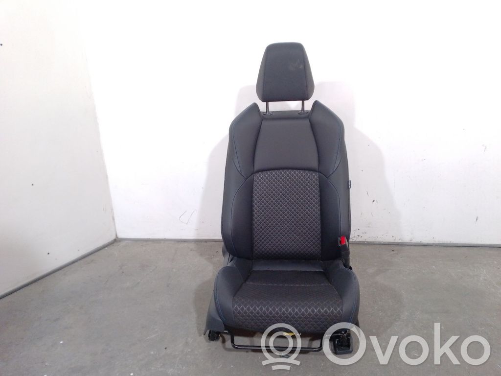 Toyota Yaris XP210 Scaun față pasager