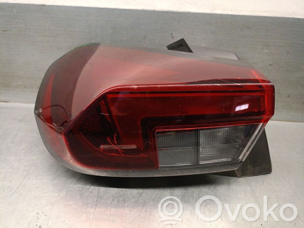 Opel Corsa F Задний фонарь в кузове 