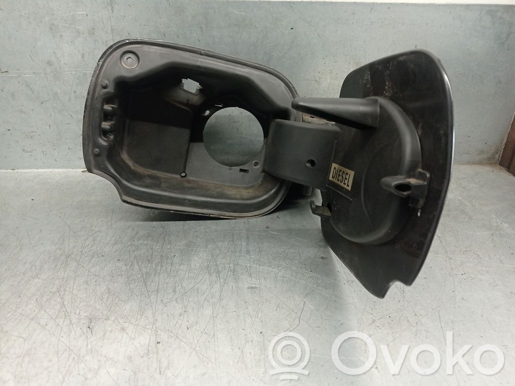 Renault Clio III Tankdeckel Tankklappe 