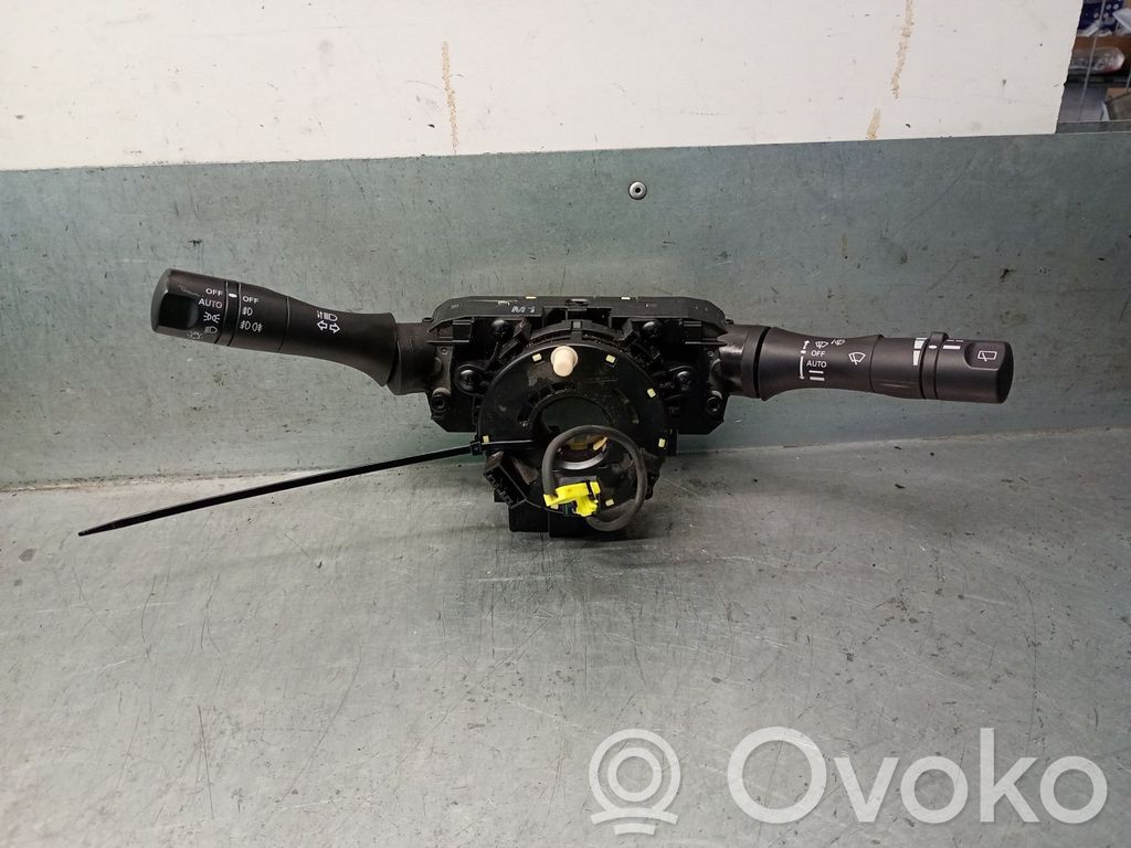 Nissan Juke I F15 Comutator lumini bord 