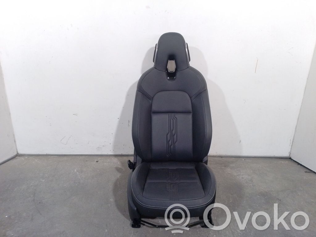 Nissan Juke II F16 Scaun față pasager 