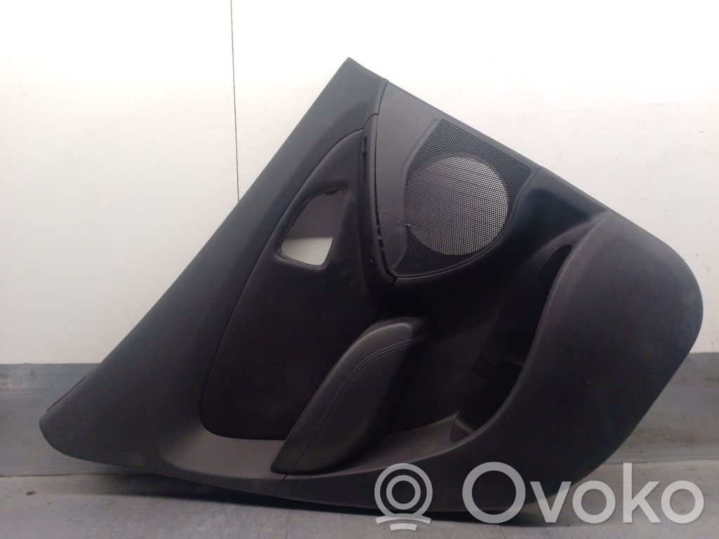 Hyundai ix35 Apmušimas galinių durų (obšifke)