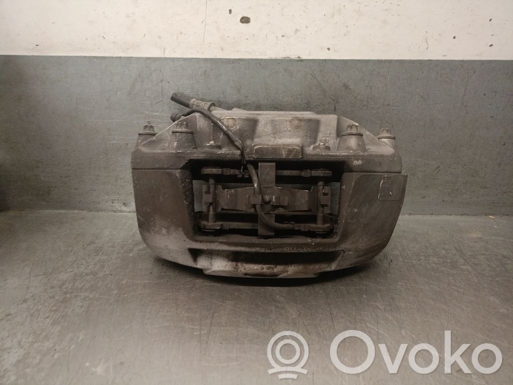Audi A6 C7 Etujarrusatula