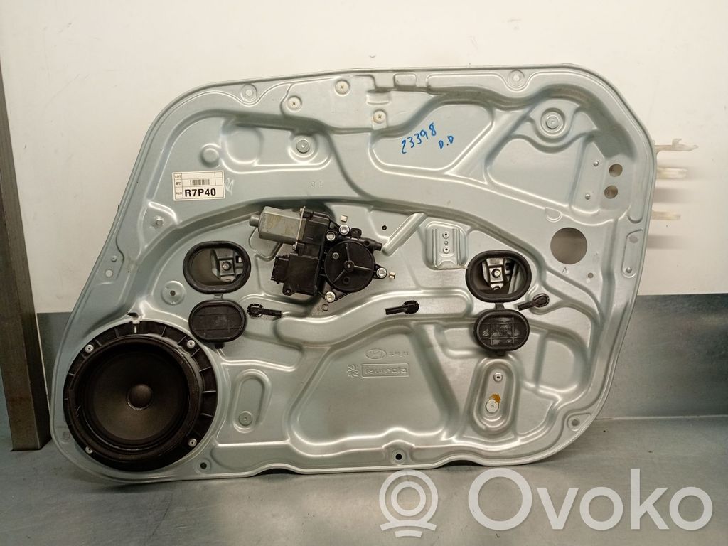 Hyundai i30 Front door electric window regulator