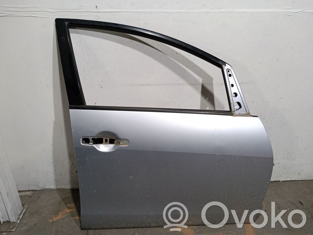 Mitsubishi Grandis Tür vorne 
