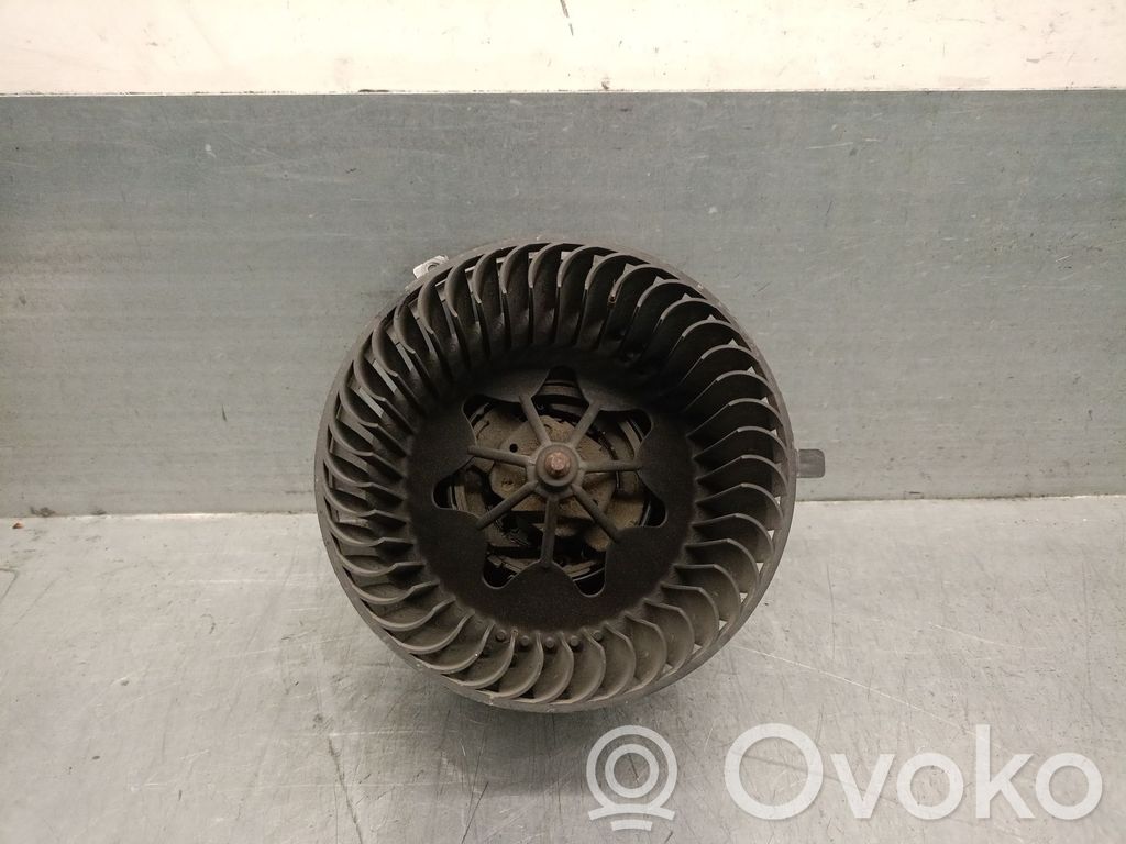 Volkswagen Golf SportWagen Pečiuko ventiliatorius/ putikas 