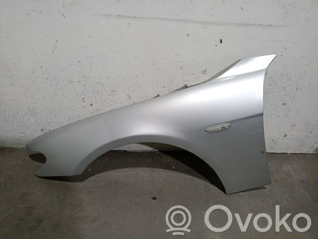 BMW 7 E65 E66 Sparnas 