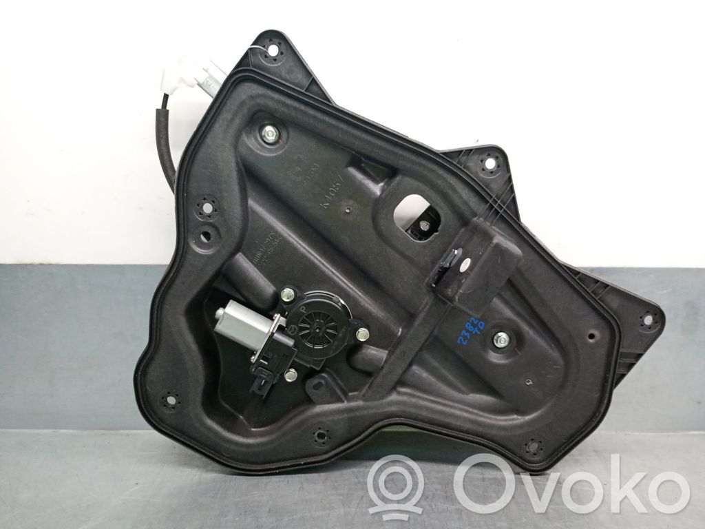 Mazda 3 III Rear door window regulator with motor 