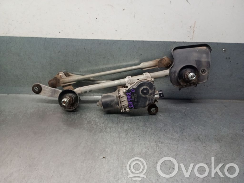 Nissan Micra C+C Valytuvų varikliukas