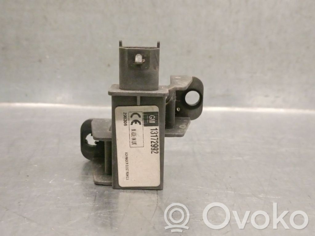 Opel Vectra C Eļļas spiediena sensors 