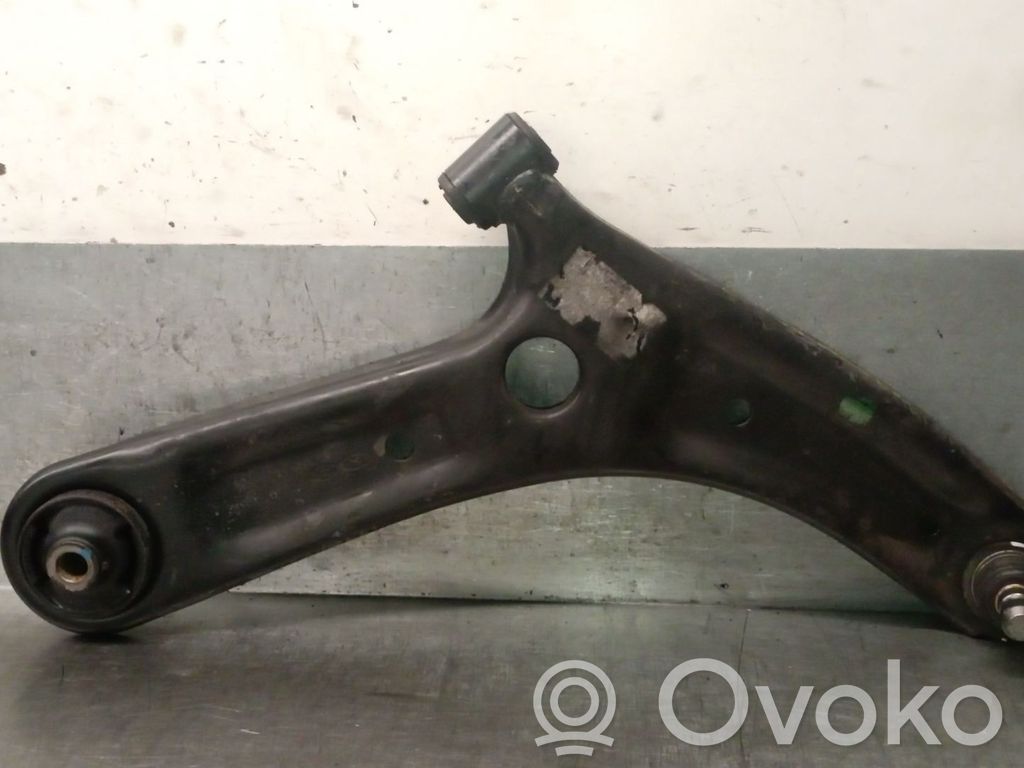 Hyundai i10 Querlenker vorne 