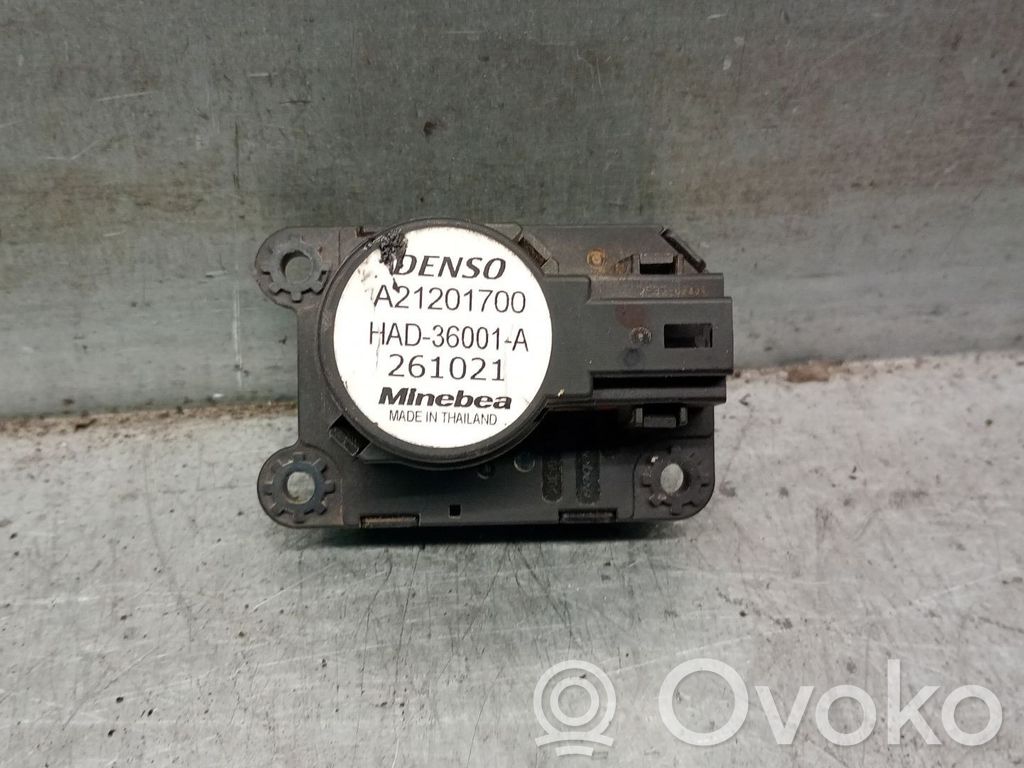 Nissan NV400 Salona gaisa mezgla plastmasas korpuss 