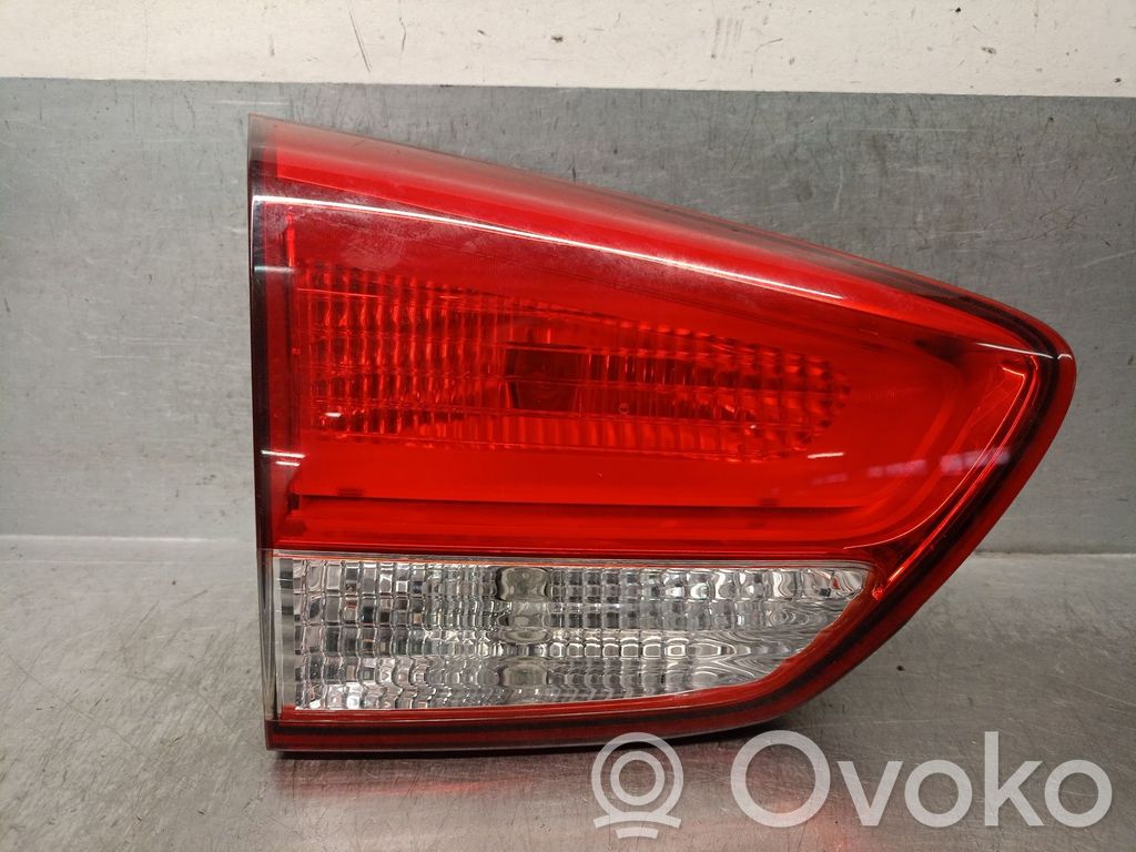 KIA Carens III Luci posteriori
