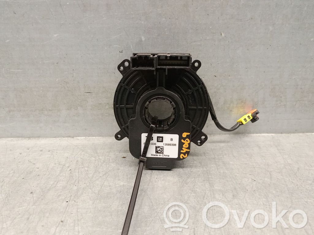 Opel Zafira C Stūres drošības spilvens 