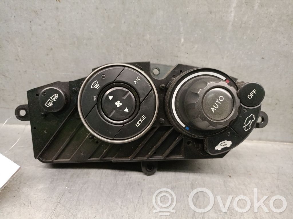 Honda Civic Kondicionieriaus valdymo blokas 