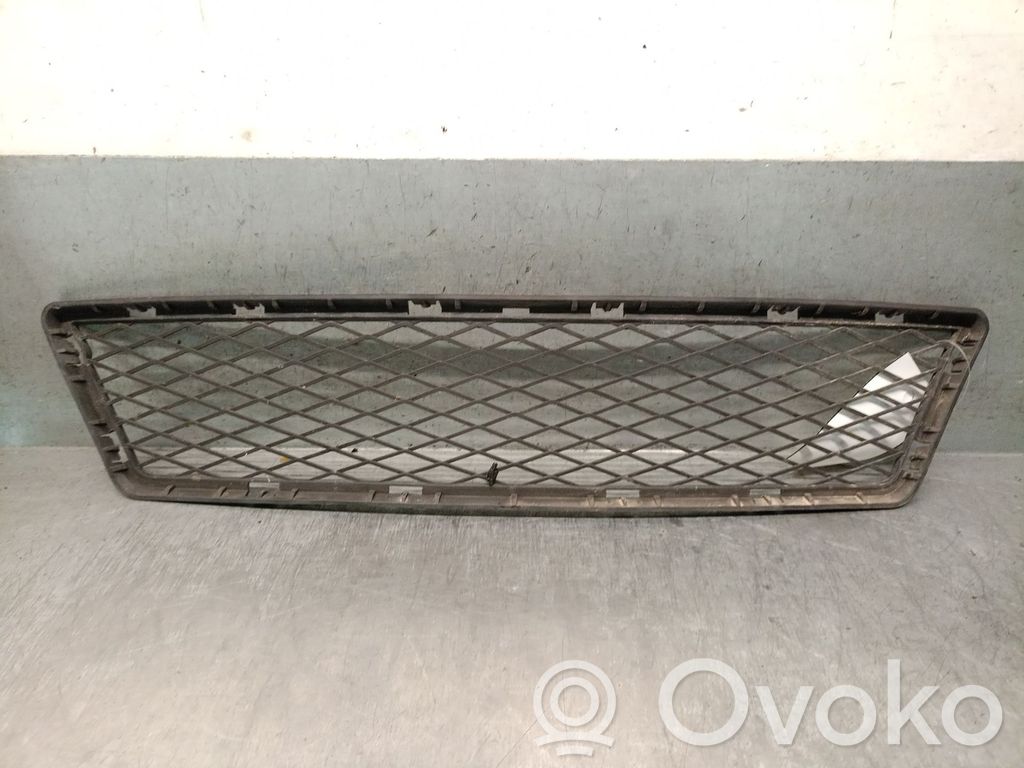 BMW 3 E90 E91 Priekšējais režģis 