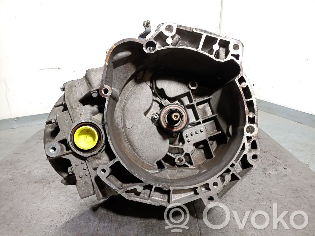 Opel Corsa D 5 Gang Schaltgetriebe