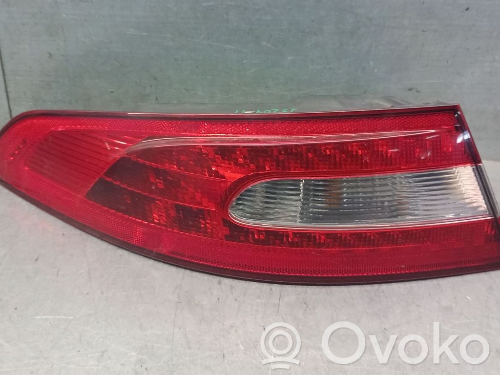 Jaguar XF Luci posteriori 