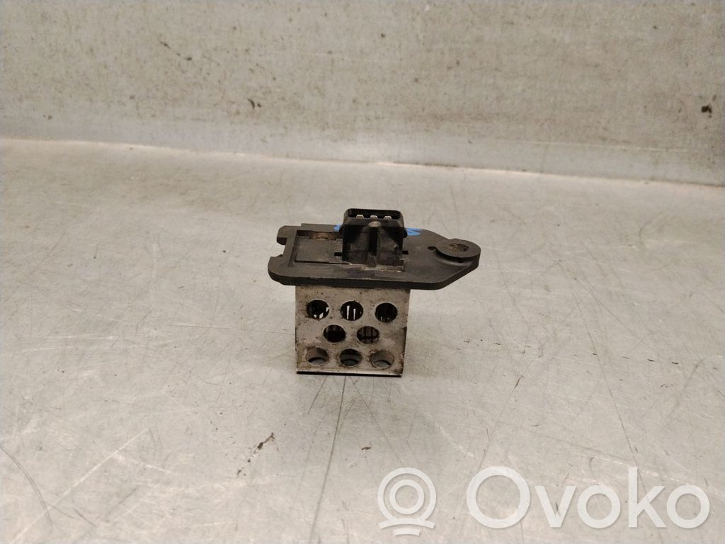 Peugeot 307 Lämpöpuhaltimen moottorin vastus 