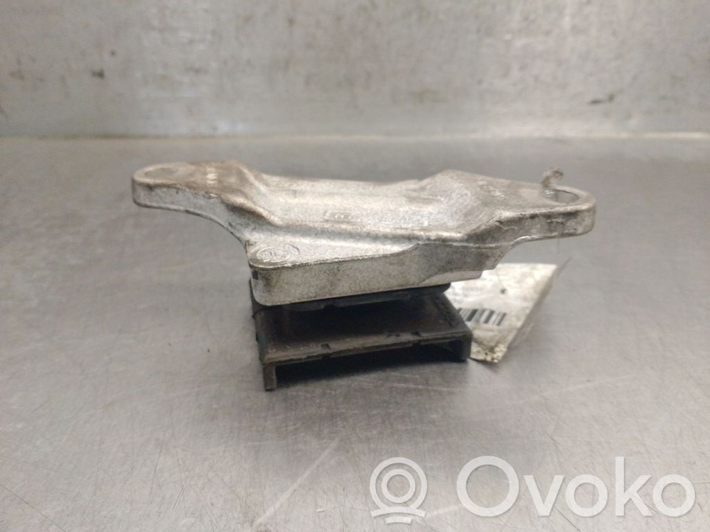 Volvo XC60 Supporto di montaggio del motore