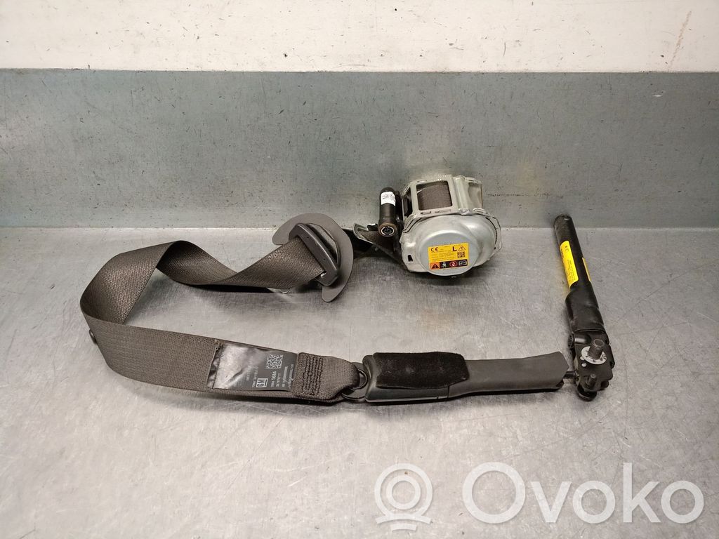 Opel Astra K Cinturón delantero 