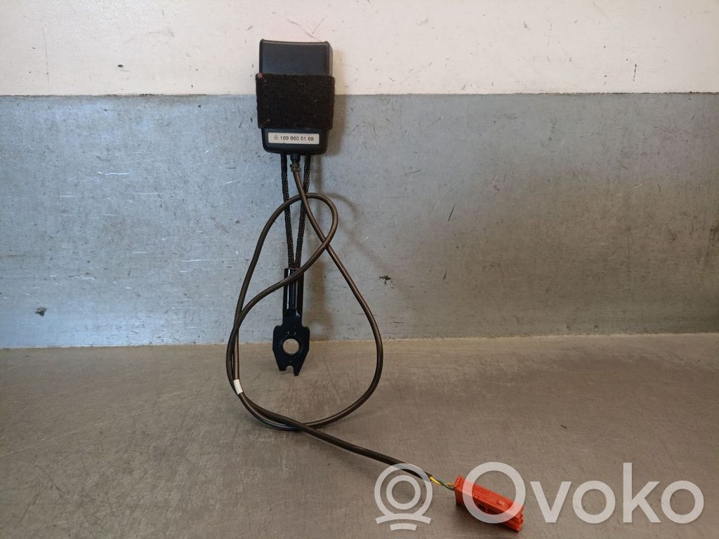 Mercedes-Benz B W245 Front seatbelt buckle 