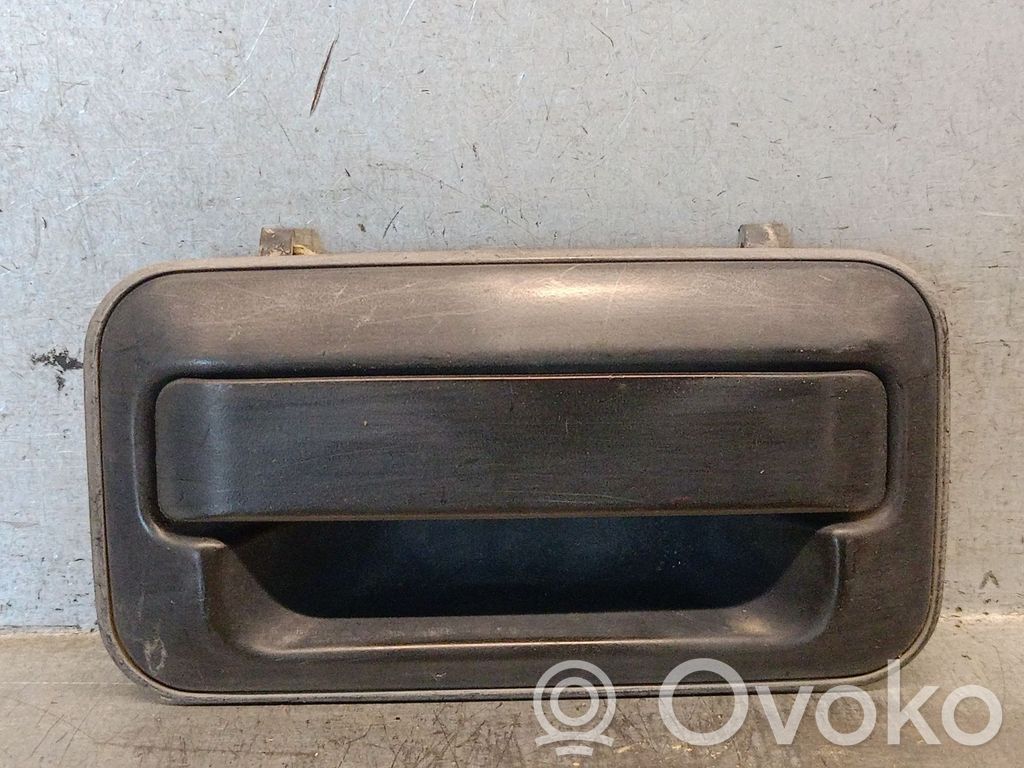 Mitsubishi L200 Takaoven ulkokahva 