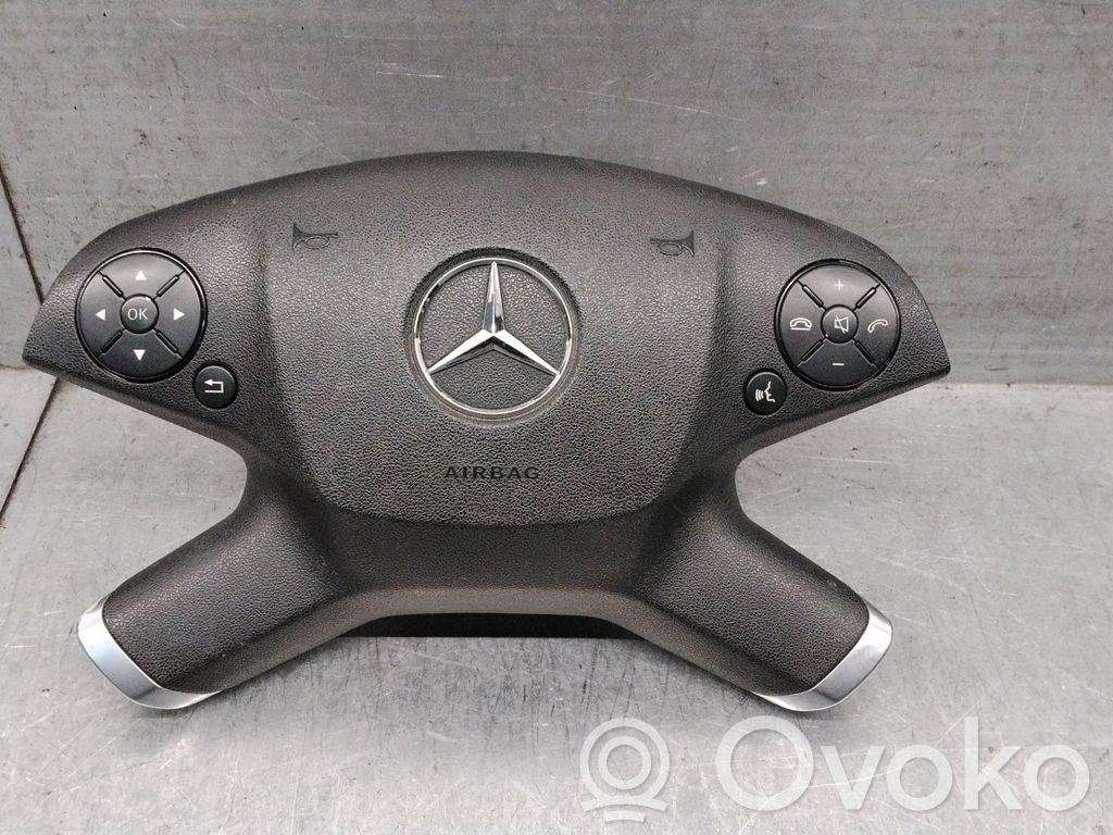 Mercedes-Benz E W212 Vairo oro pagalvė 