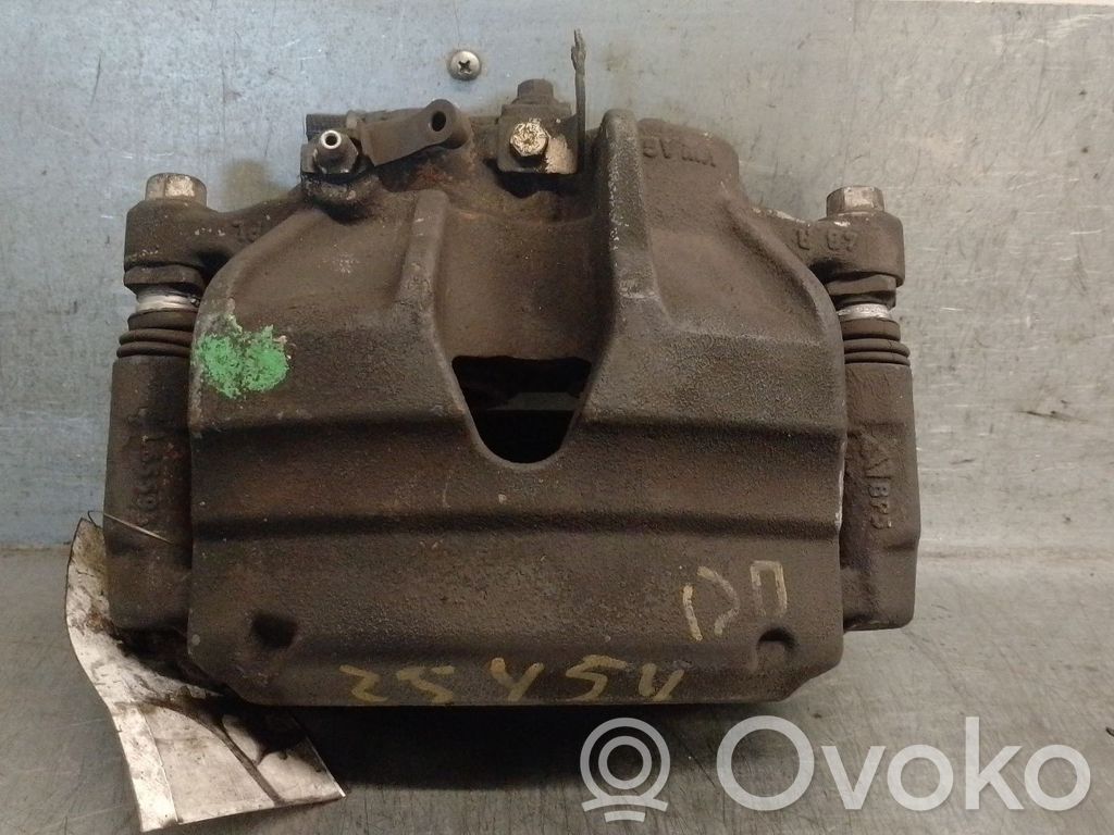 Volkswagen Crafter Zacisk hamulcowy przedni