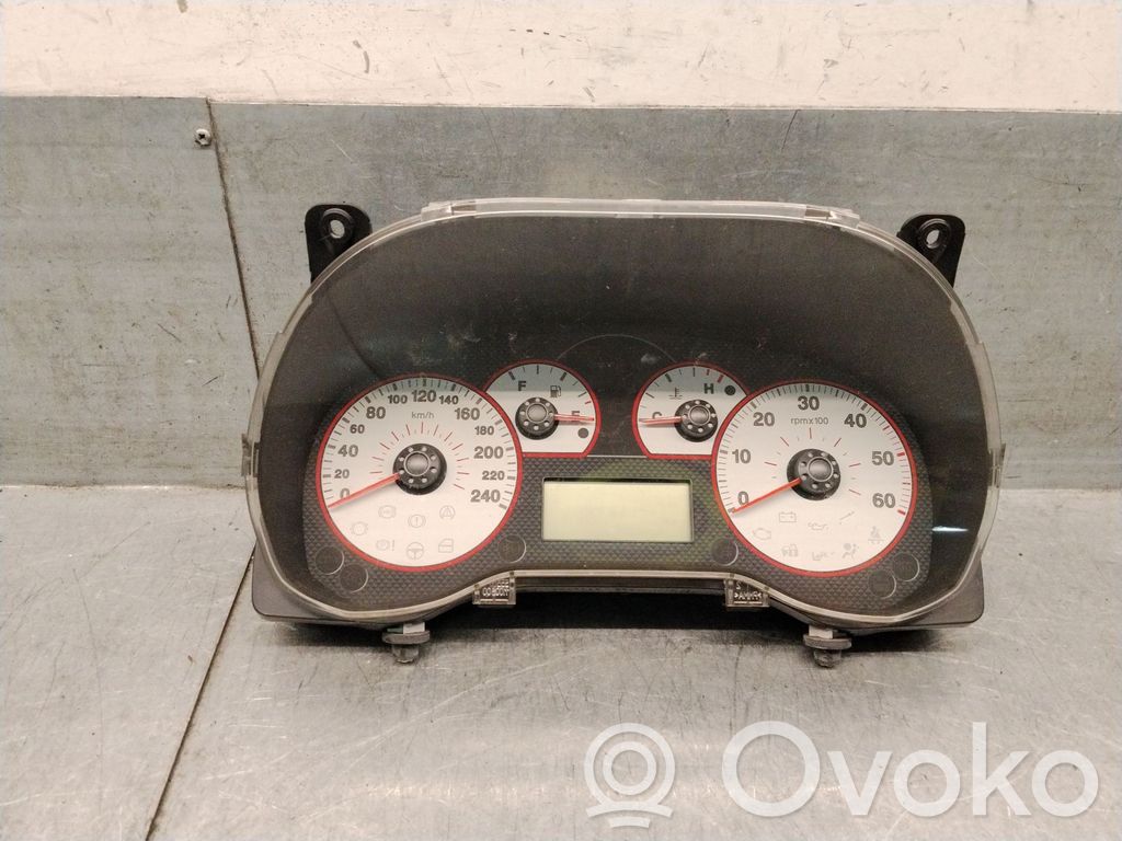 Fiat Grande Punto Vitezometru (grup de instrumente) 