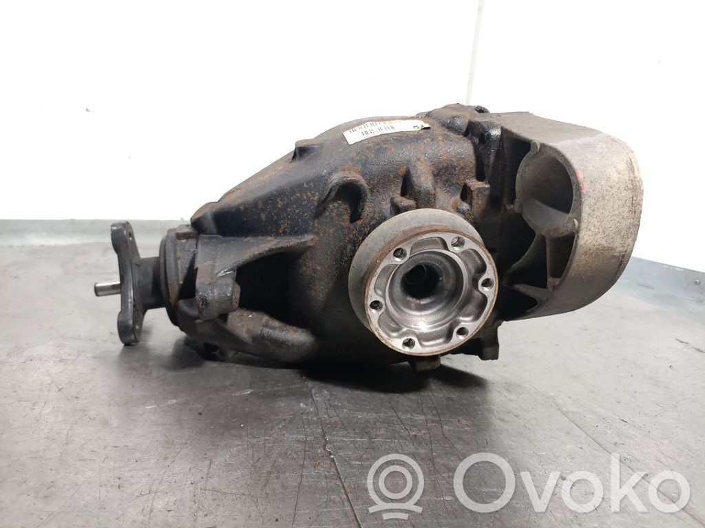 BMW 3 E90 E91 Aizmugurējais reduktors