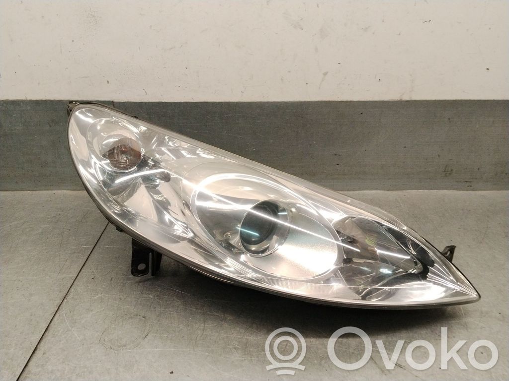 Peugeot 407 Etu-/Ajovalo 