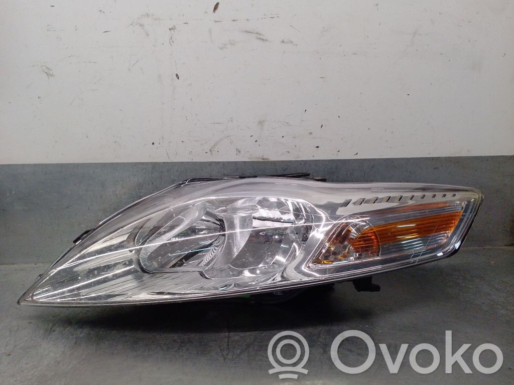Ford Mondeo MK IV Scheinwerfer