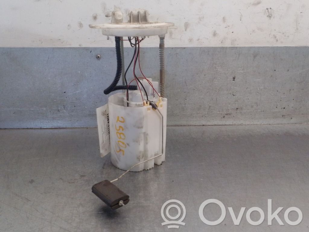 Nissan Qashqai Polttoainesäiliön pumppu