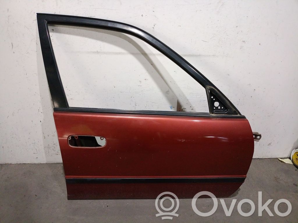 Toyota Corolla Verso E110 Front door