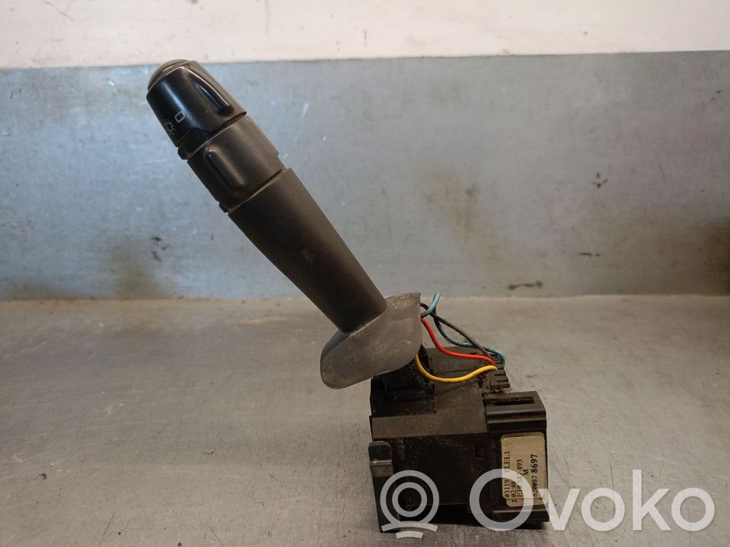 Renault Master II Mittariston valaistuksen säätökytkin 