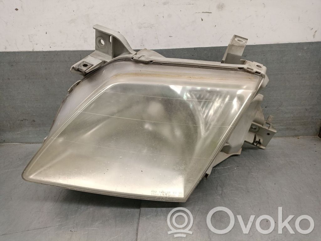 Mazda MPV II LW Phare frontale 