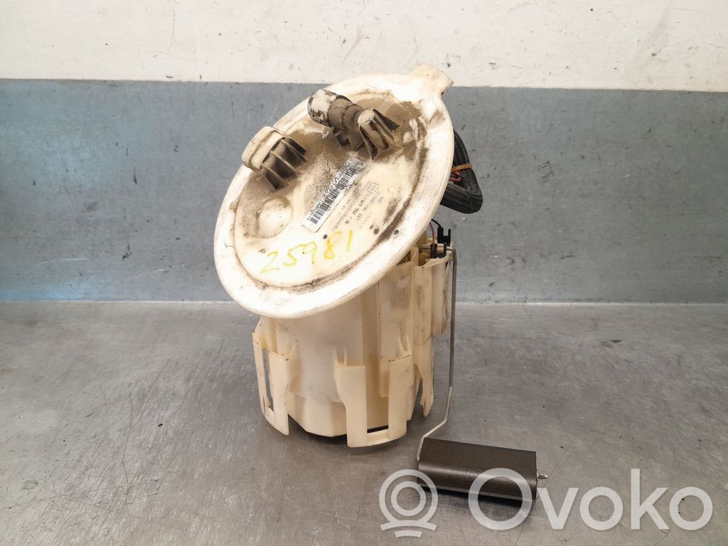 Opel Zafira B Pompă combustibil în rezervor 