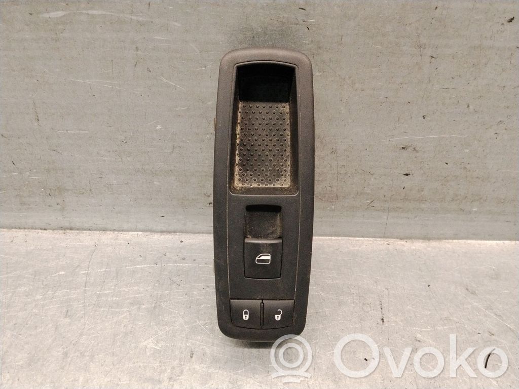 Chrysler Grand Voyager V Electric window control switch 
