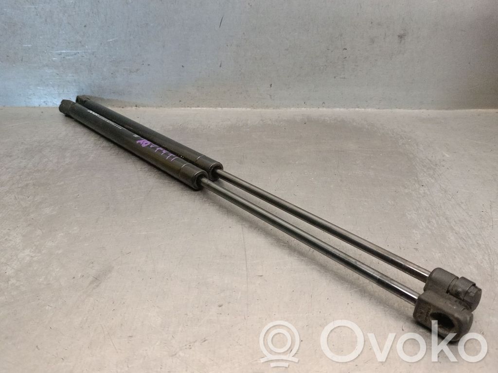 Volkswagen Golf SportWagen Tailgate/trunk strut/damper 