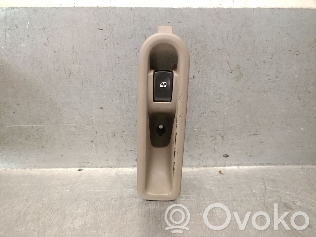 Renault Clio II Schalter el. Fensterheber 